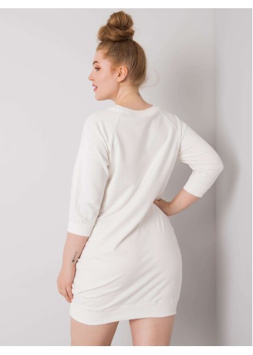 Smotanovo biela tunika