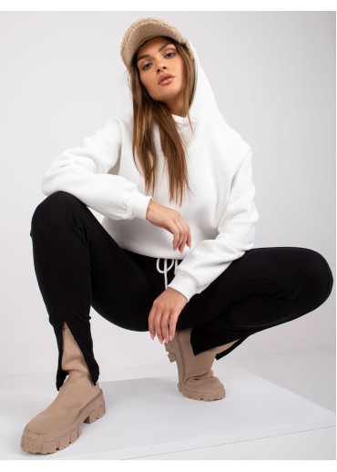 Smotanovo biela mikina s kapucňou