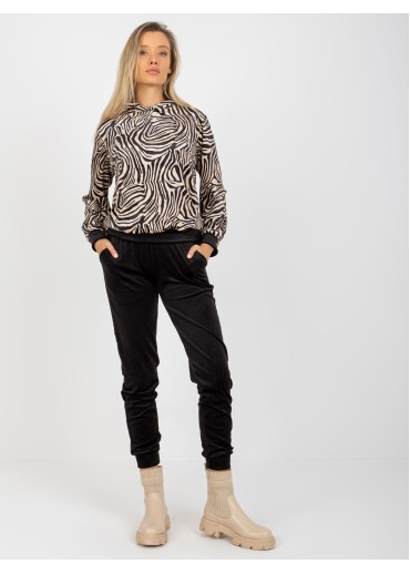 Čierna tepláková súprava