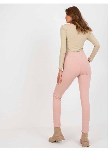 Púdrovo ružové tepláky