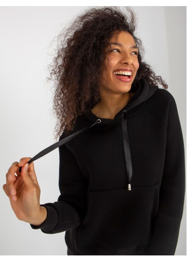 Čierna mikina s kapucňou