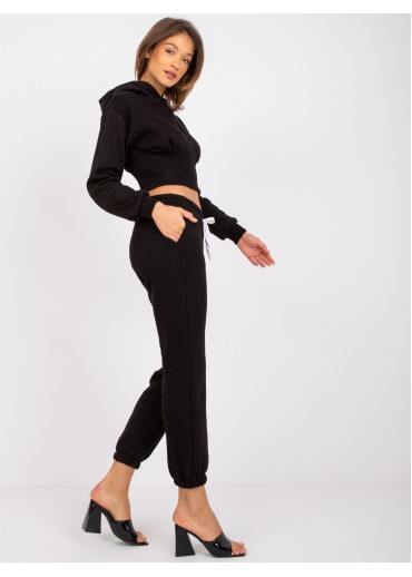 Čierna tepláková súprava