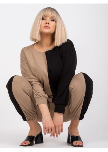 Čierna tepláková súprava