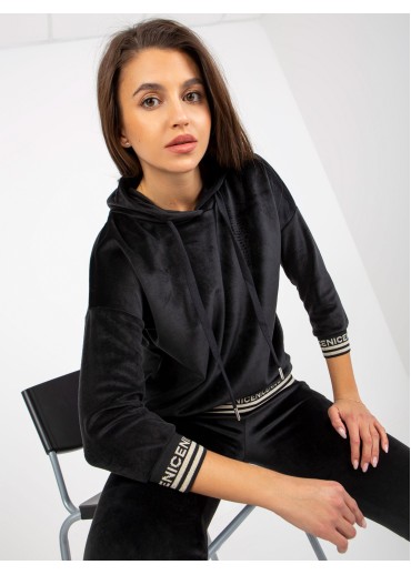 Čierna tepláková súprava