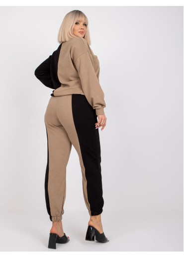 Čierna tepláková súprava