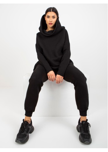 Čierna tepláková súprava