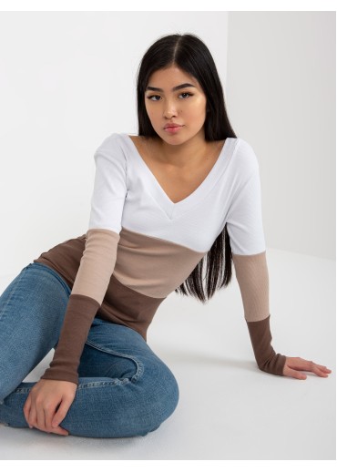 Karamelovo hnedé tričko