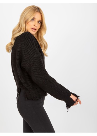 Čierny potrhaný sveter