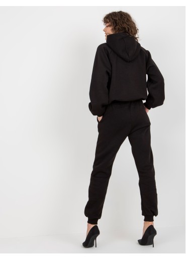 Čierna tepláková súprava