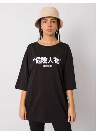 Čierne predĺžené tričko