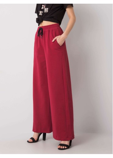 Bordovo červené rozšírené tepláky