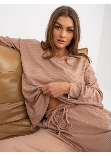 Béžovo hnedý úpletový komplet