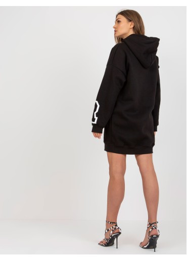 Čierna predĺžená mikina