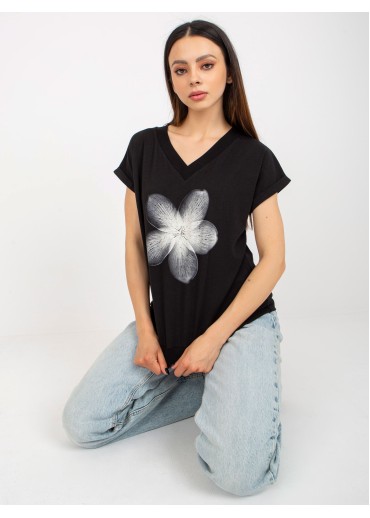 Čierne tričko kvet