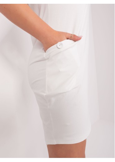 Smotanovo biela tunika