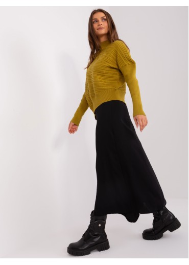 Olivovo zelený polorolák