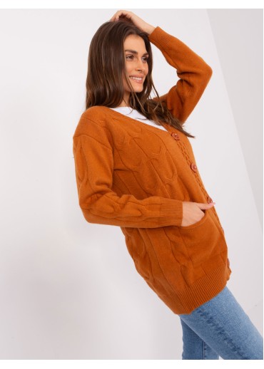 Karamelovo hnedý sveter
