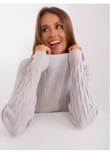 Púdrovo ružový pulóver