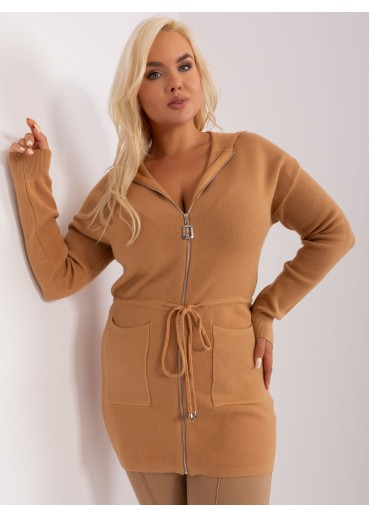 Hnedý sveter s kapucňou