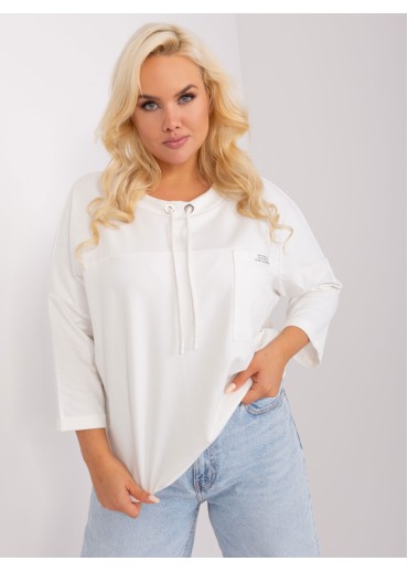 Smotanovo biele tričko s 3/4 rukávom