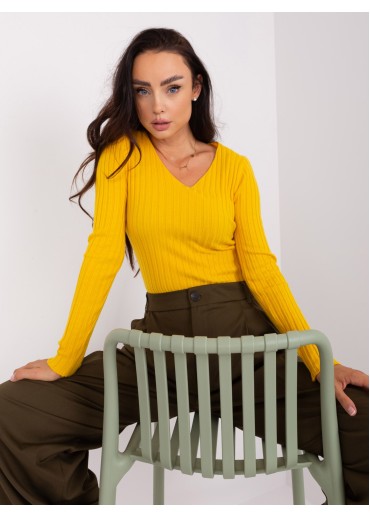 Žlté tričko s dlhým rukávom