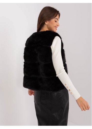 Čierna kožušinová vesta
