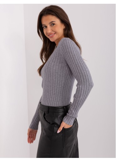 Tmavosivé tričko s dlhým rukávom