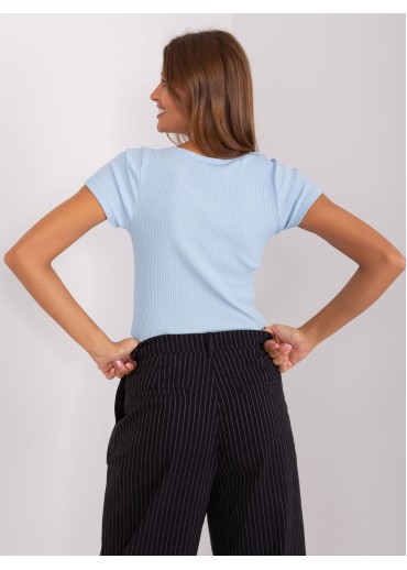 Svetlomodré tričko