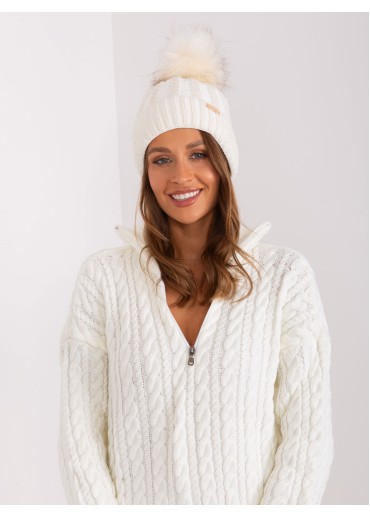 Smotanovo biela čiapka