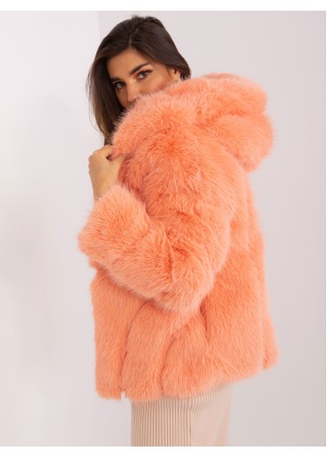 Broskyňovo ružová kožušinová bunda