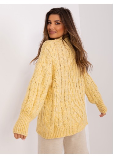 Vanilkovo žltý pletený sveter