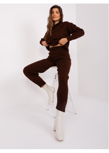 Hnedý teplákový komplet