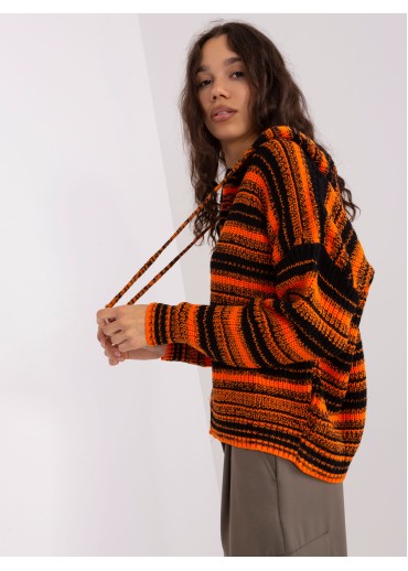 Oranžový sveter s kapucňou