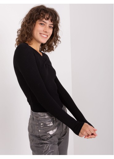 Čierne tričko s dlhým rukávom