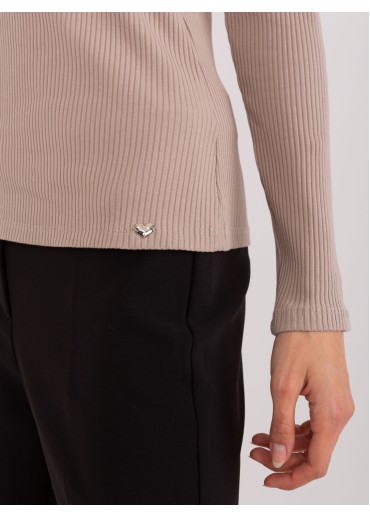 Kapučínovo hnedé tričko s dlhým rukávom