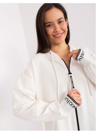 Smotanovo biela mikina s kapucňou