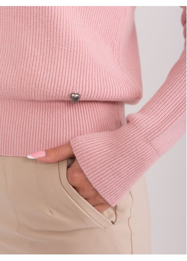 Púdrovo ružový pulóver