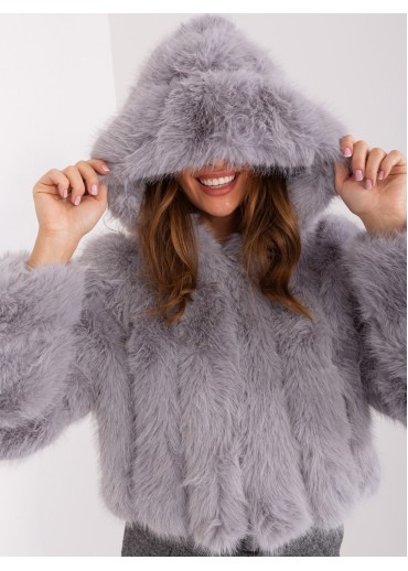 Sivá chlpatá bunda