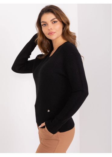 Čierny pulóver