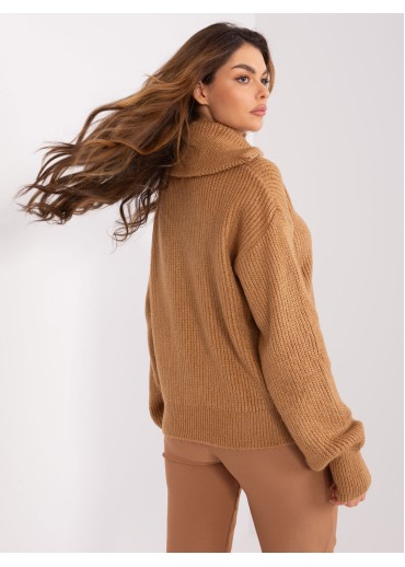 Hnedý pletený sveter