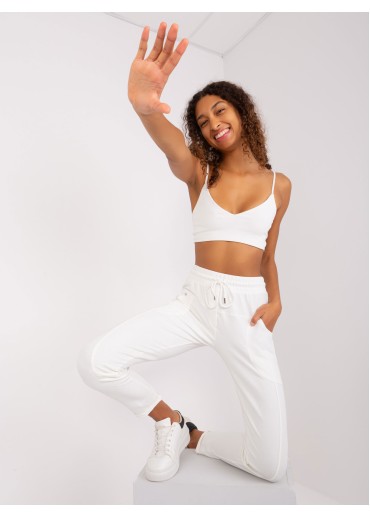 Smotanovo biele tepláky