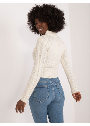 Smotanovo biely pulóver