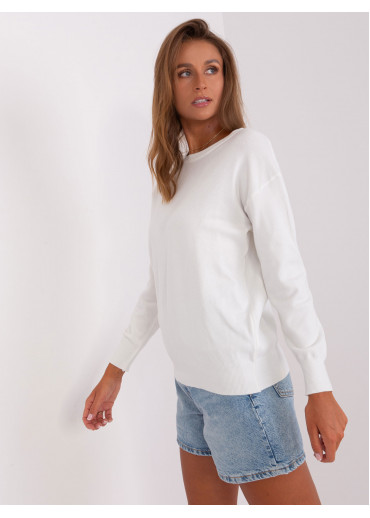 Smotanovo biely dámsky sveter