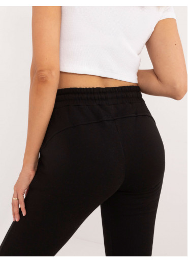 Čierne dámske tepláky