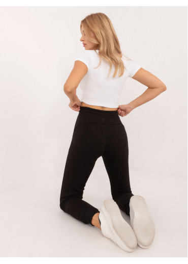 Čierne dámske tepláky