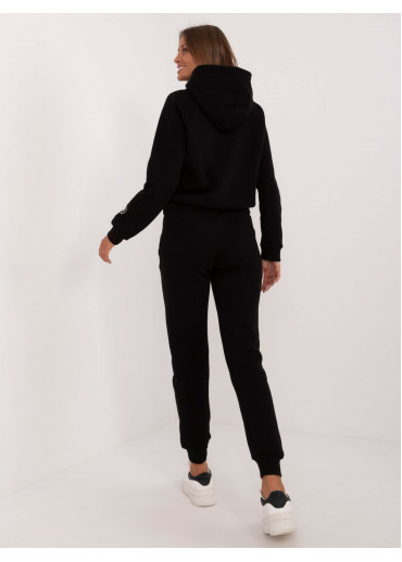 Čierna dámska tepláková súprava