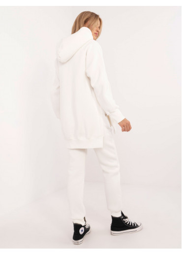 Smotanovo biela tepláková súprava