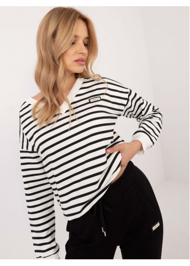 Čierna tepláková súprava s prúžkom