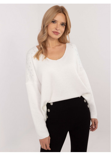 Smotanovo biely dámsky sveter s aplikáciou