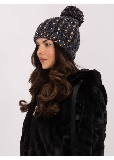 Čierna dámska čiapka